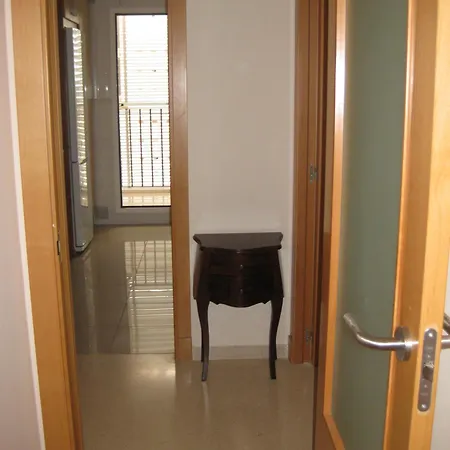 Piso Con Vistas Cerca Feria 4 Dorm 2 Banos, Aire Acond. Garaje *