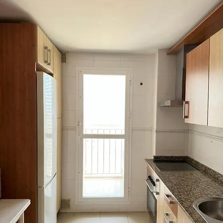 Apartamento Piso Con Vistas Cerca Feria 4 Dorm 2 Banos, Aire Acond. Garaje