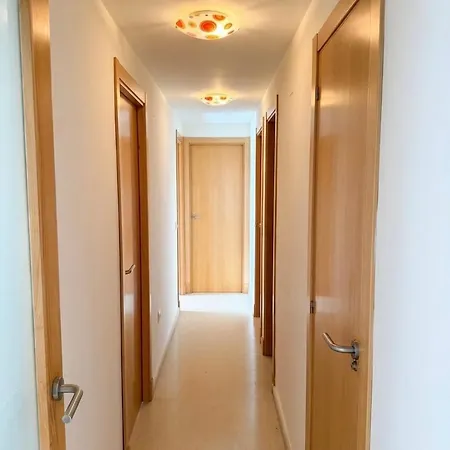Apartamento Piso Con Vistas Cerca Feria 4 Dorm 2 Banos, Aire Acond. Garaje