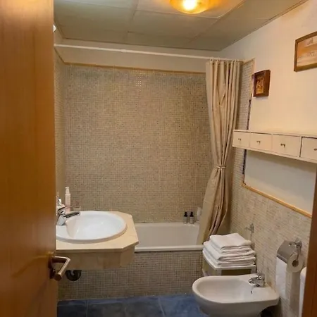 Apartamento Piso Con Vistas Cerca Feria 4 Dorm 2 Banos, Aire Acond. Garaje Jerez de la Frontera