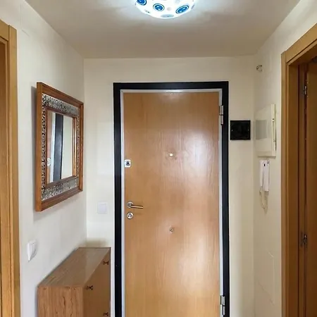 Apartamento Piso Con Vistas Cerca Feria 4 Dorm 2 Banos, Aire Acond. Garaje *