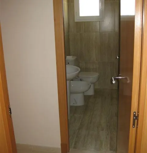 Piso Con Vistas Cerca Feria 4 Dorm 2 Banos, Aire Acond. Garaje *