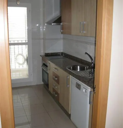 Piso Con Vistas Cerca Feria 4 Dorm 2 Banos, Aire Acond. Garaje Apartamento