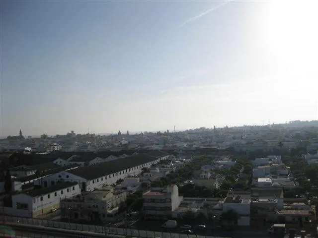 Piso Con Vistas Cerca Feria 4 Dorm 2 Banos, Aire Acond. Garaje Apartamento