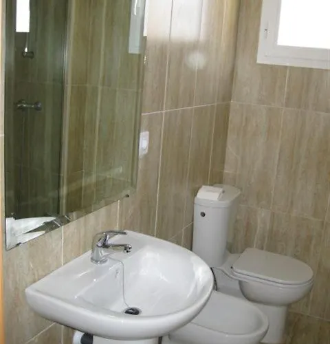 Piso Con Vistas Cerca Feria 4 Dorm 2 Banos, Aire Acond. Garaje Apartamento Jerez de la Frontera