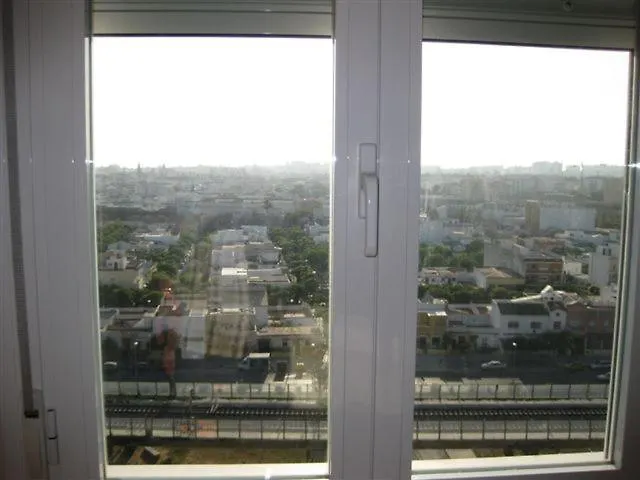 Apartamento Piso Con Vistas Cerca Feria 4 Dorm 2 Banos, Aire Acond. Garaje