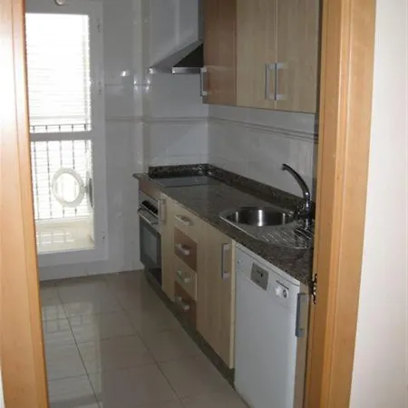 Piso Con Vistas Cerca Feria 4 Dorm 2 Banos, Aire Acond. Garaje Appartement